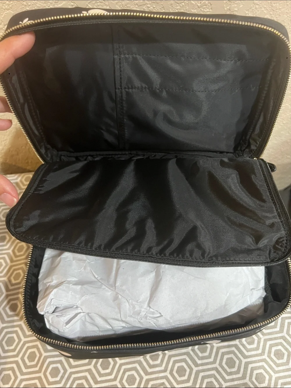 kate spade Black and Cream Apple Print Chelsea Cosmetic Case